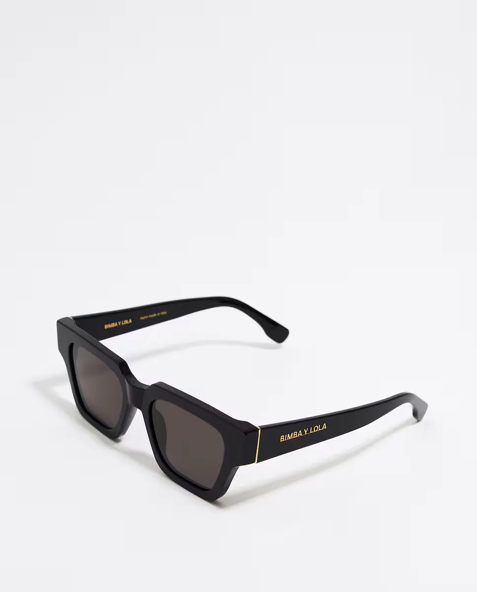 Женские солнцезащитные очки от RSF Mega Bimba y Lola, черный
Женские солнцезащитные очки от RSF Mega Bimba y Lola, черный