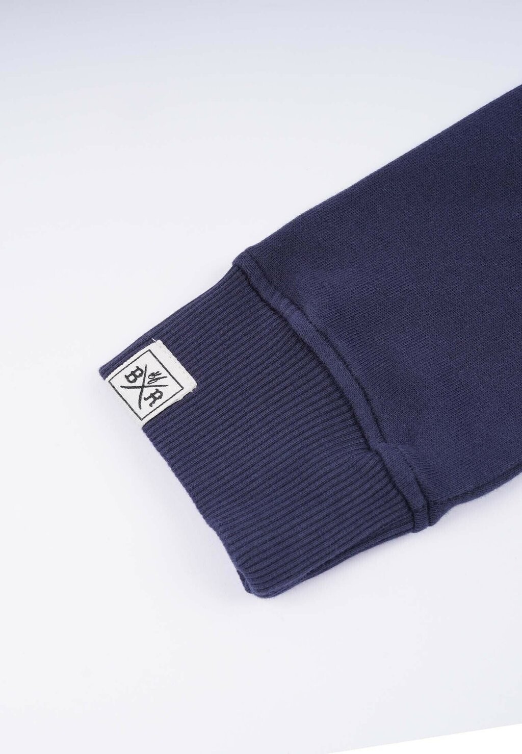 Толстовка HIGH ENOUGH Band of Rascals, темно-синий
Толстовка HIGH ENOUGH Band of Rascals, темно-синий