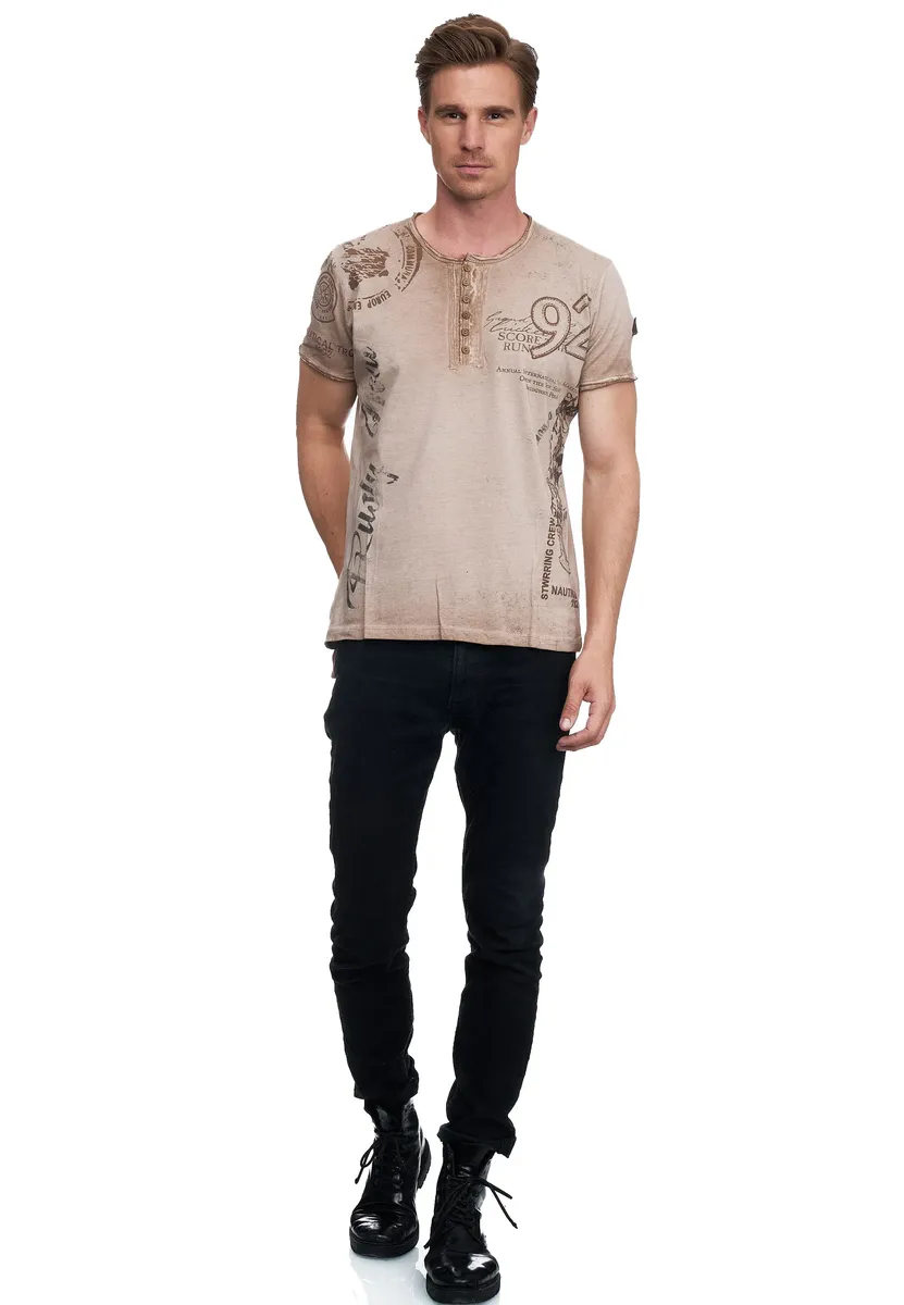 Футболка Rusty Neal с принтом сбоку, цвет Camelfarben
Футболка Rusty Neal с принтом сбоку, цвет Camelfarben