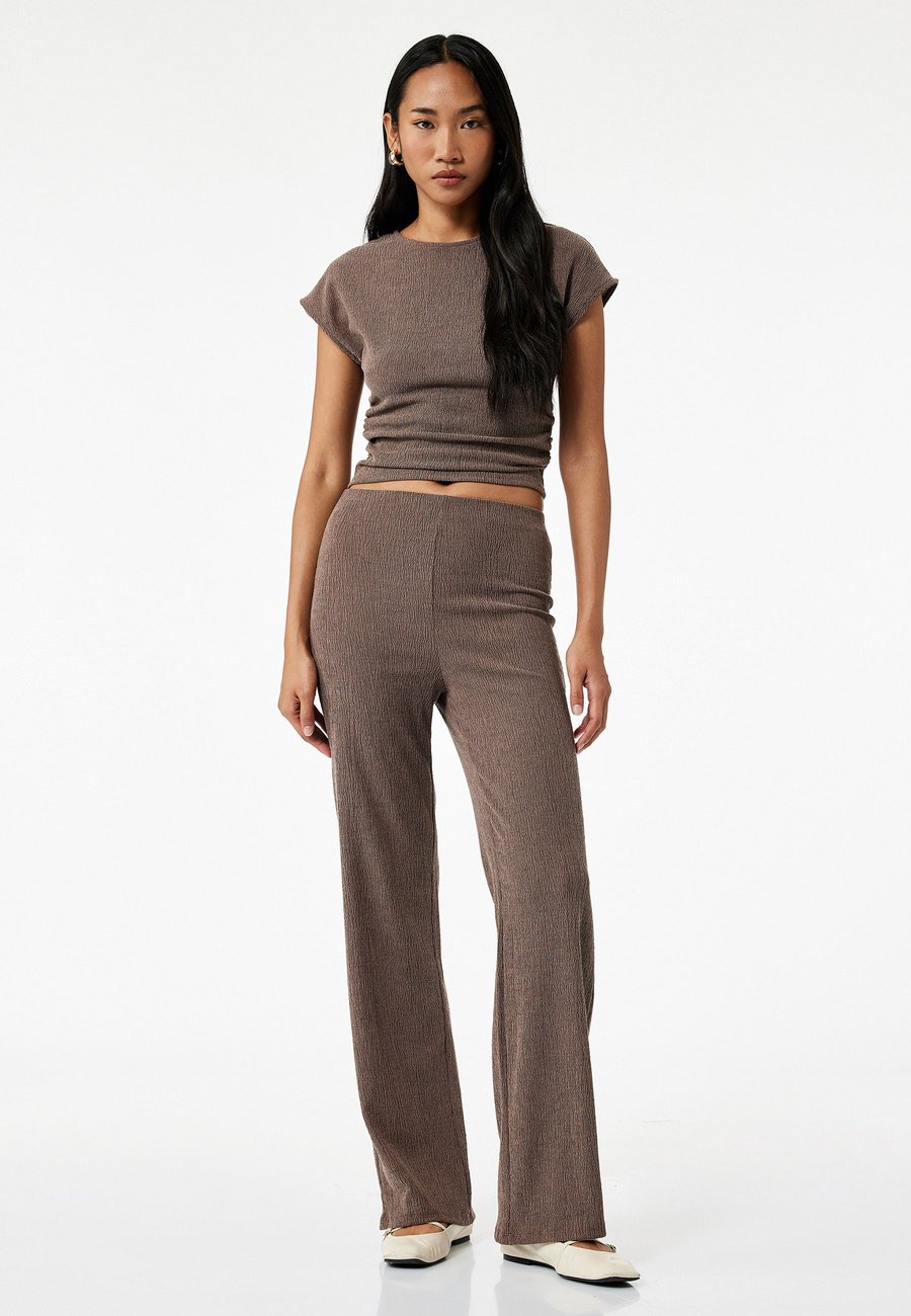 Брюки Koton Trousers, Brown
Брюки Koton Trousers, Brown