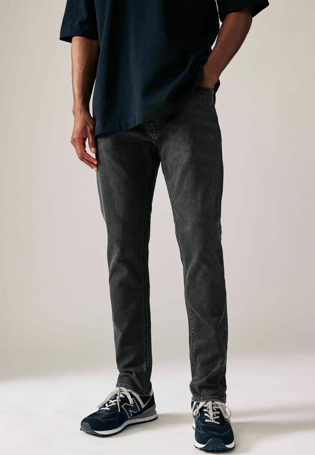 Джинсы облегающего кроя COMFORT STRETCH Next, черный
Джинсы облегающего кроя COMFORT STRETCH Next, черный