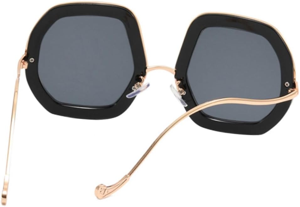 Солнцезащитные очки GLEAVI большого размера для женщин, с блестками и стразами, черная оправа, серые линзы. Летние очки для защиты от солнца на открытом воздухе и аксессуар для пляжной вечеринки, Grey
Солнцезащитные очки GLEAVI большого размера для женщин, с блестками и стразами, черная оправа, серые линзы. Летние очки для защиты от солнца на открытом воздухе и аксессуар для пляжной вечеринки, Grey