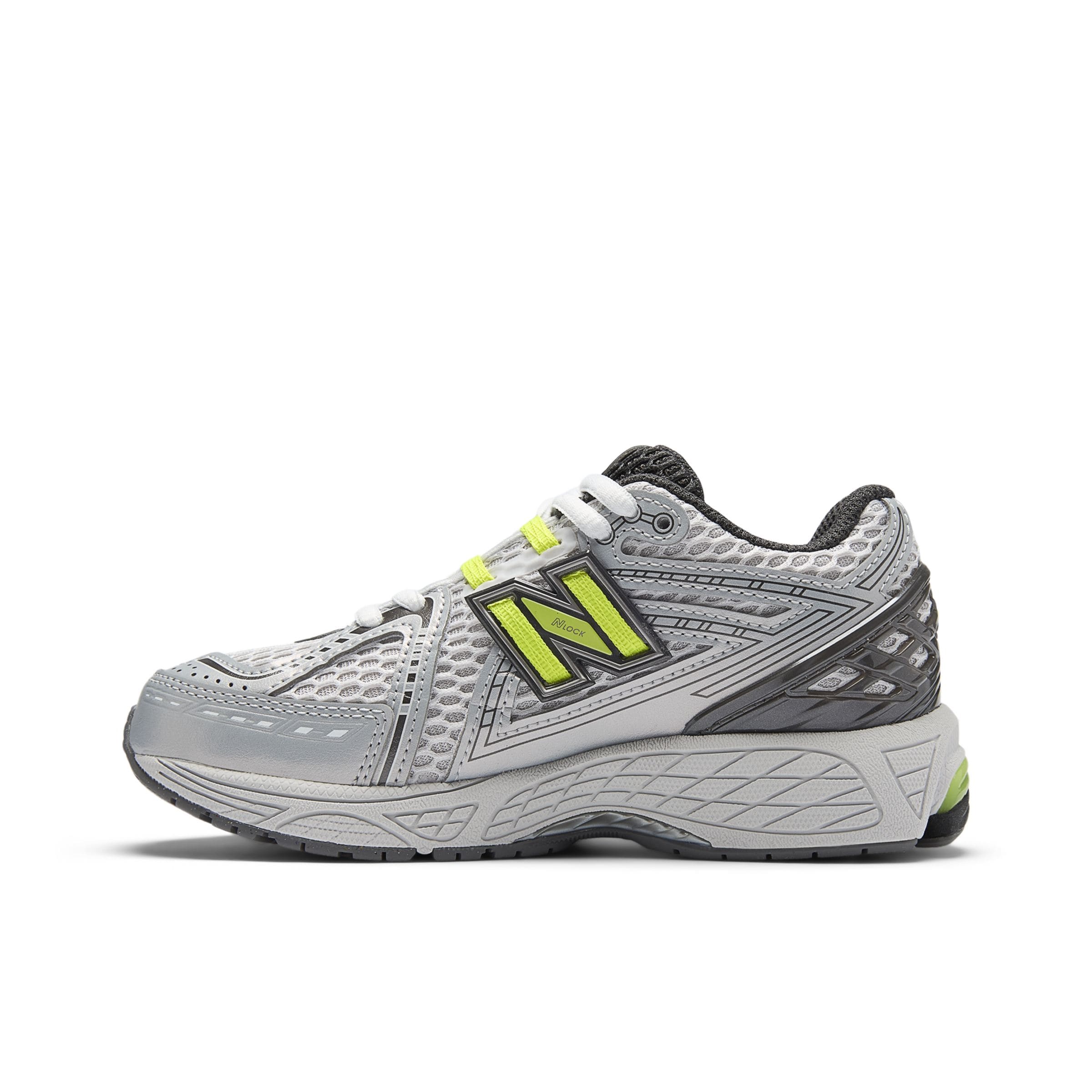 New balance Кроссовки '1906 Lace' в цвете Silver
New balance Кроссовки '1906 Lace' в цвете Silver