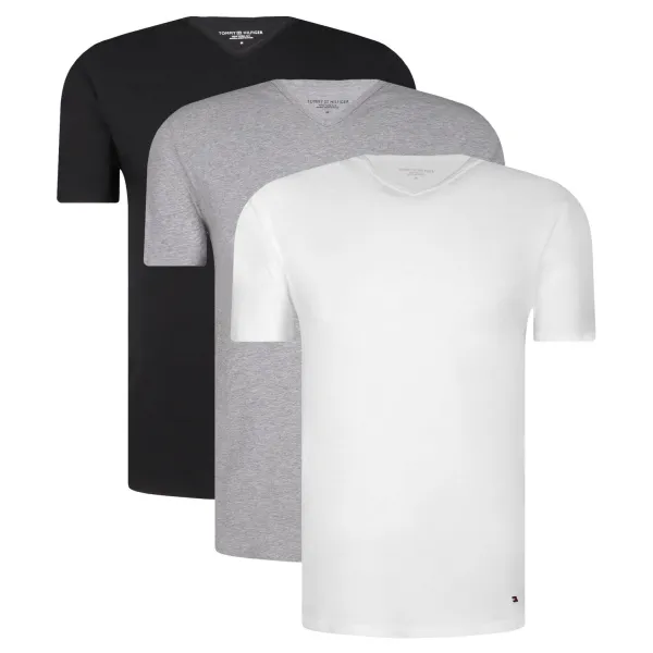Комплект из трех футболок приталенного кроя Tommy Hilfiger, серый
Комплект из трех футболок приталенного кроя Tommy Hilfiger, серый