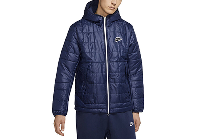 Стеганая куртка мужская темно-синяя Nike, темно-синий
Стеганая куртка мужская темно-синяя Nike, темно-синий