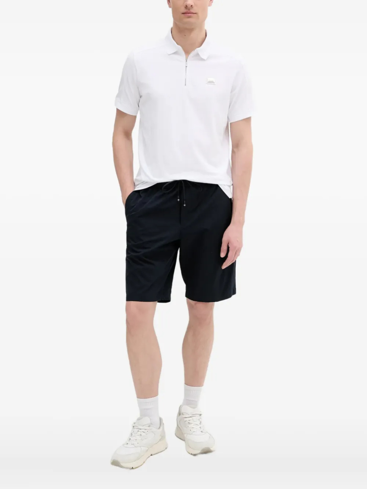 Рубашка-поло с застежкой-молнией на воротнике и логотипом Karl Lagerfeld, белый
Рубашка-поло с застежкой-молнией на воротнике и логотипом Karl Lagerfeld, белый