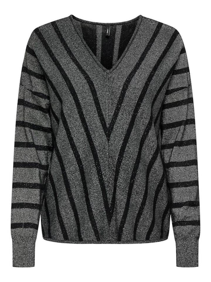 Свитер черного цвета ONLY
Свитер черного цвета ONLY