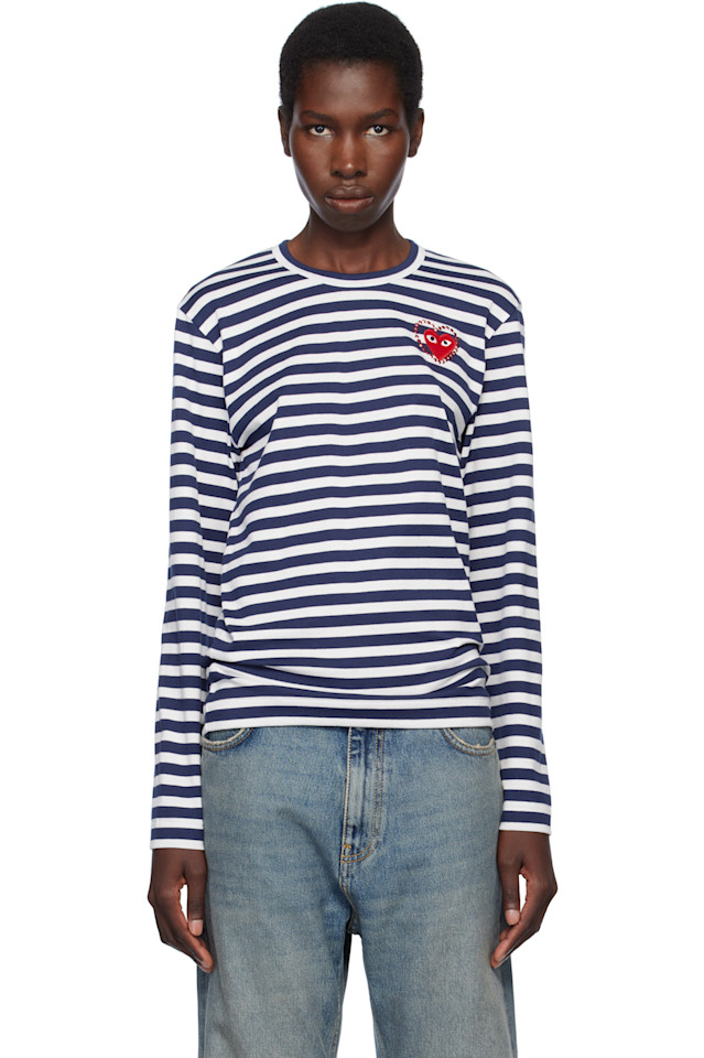 Футболка с металлическим каменным эмблемой в виде красного сердца Comme Des Garçons Play, синий
Футболка с металлическим каменным эмблемой в виде красного сердца Comme Des Garçons Play, синий