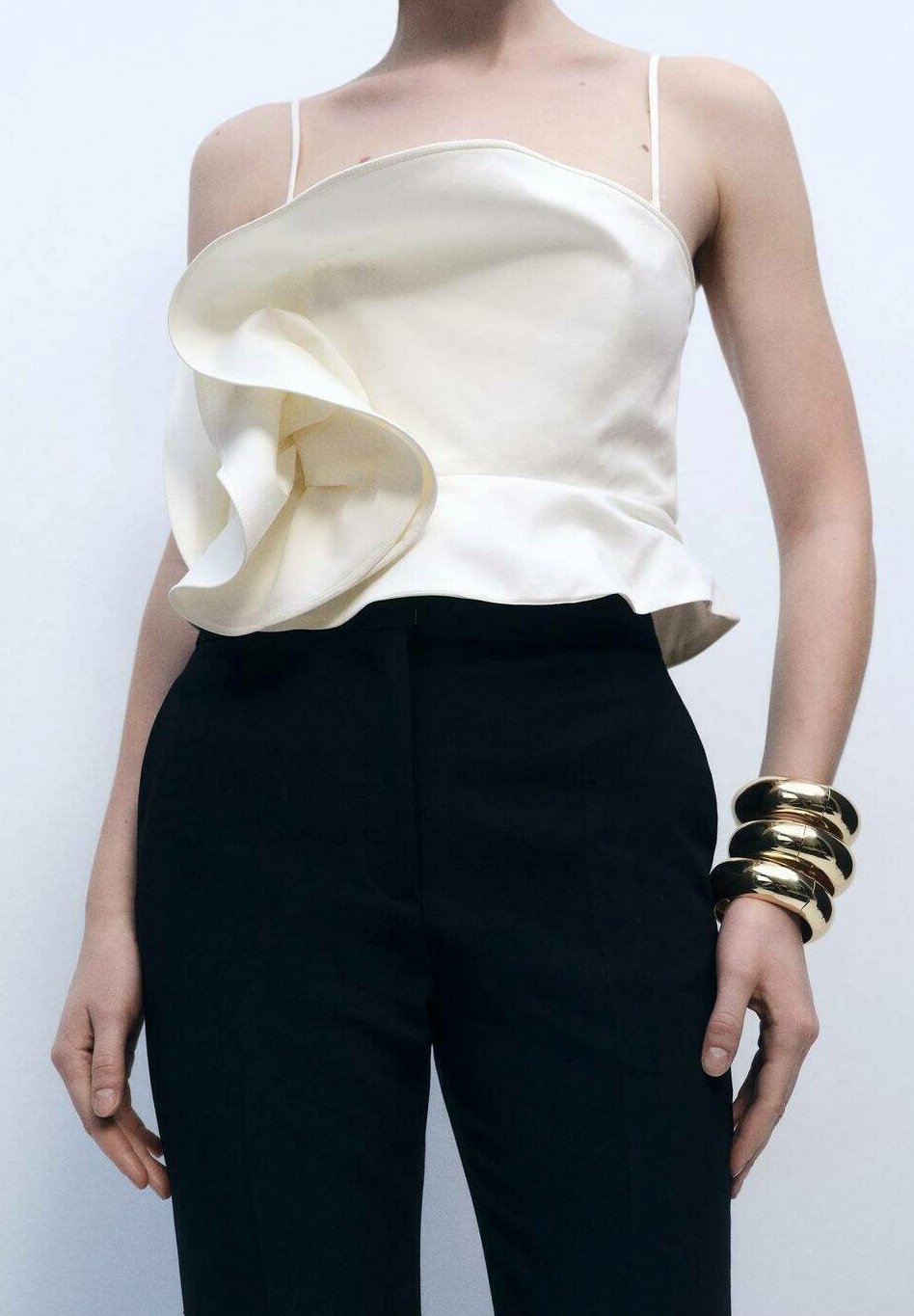 Топ PRUNA Mango, молочный
Топ PRUNA Mango, молочный