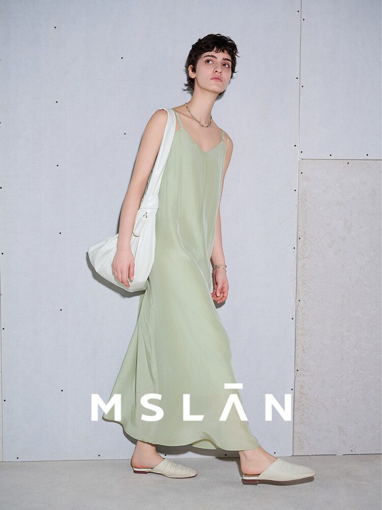 Платье эластичное Mslan с V-образным, зеленый
Платье эластичное Mslan с V-образным, зеленый