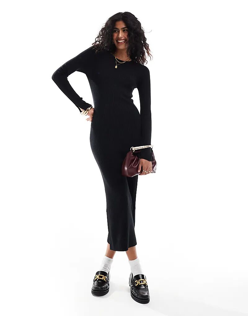 Длинное трикотажное платье ASOS DESIGN черного цвета с круглым вырезом и разрезами на манжетах
Длинное трикотажное платье ASOS DESIGN черного цвета с круглым вырезом и разрезами на манжетах