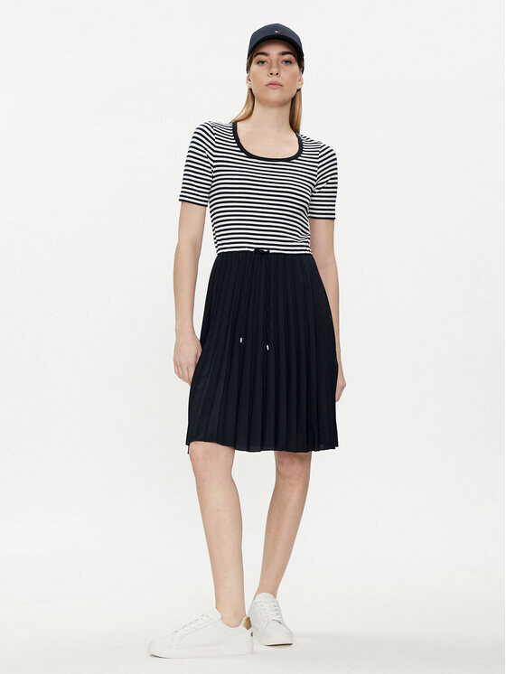 Летнее платье стандартного кроя Tommy Hilfiger, синий
Летнее платье стандартного кроя Tommy Hilfiger, синий