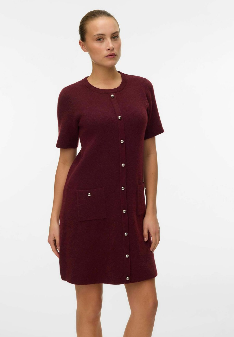 Платье Vero Moda Jumper dress, Tawny Port/Dark Red
Платье Vero Moda Jumper dress, Tawny Port/Dark Red