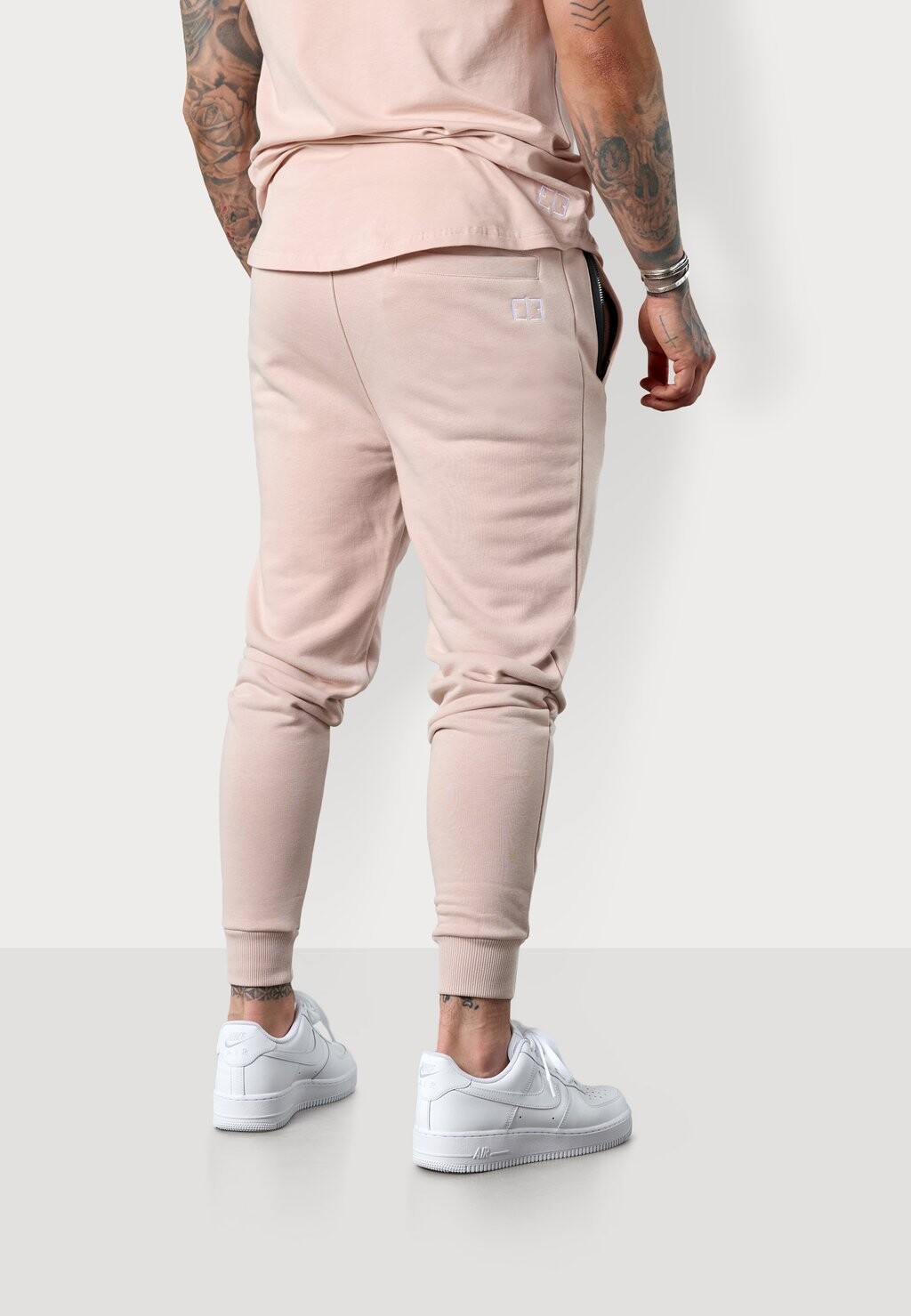 Спортивные брюки BASIC ESTEEM, розовый
Спортивные брюки BASIC ESTEEM, розовый