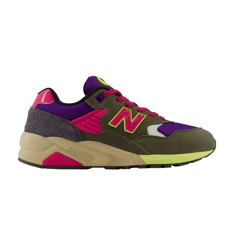 Кроссовки New Balance 580 'Patent Pack - Olive', зеленый
Кроссовки New Balance 580 'Patent Pack - Olive', зеленый