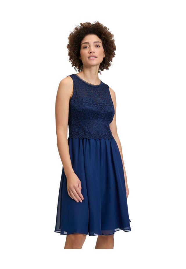 Коктейльное платье с кружевом и молнией сзади Vera Mont, синий
Коктейльное платье с кружевом и молнией сзади Vera Mont, синий