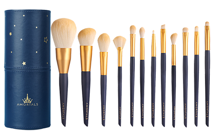 Набор кистей для макияжа Star Movement 12 шт AMORTALS
Набор кистей для макияжа Star Movement 12 шт AMORTALS