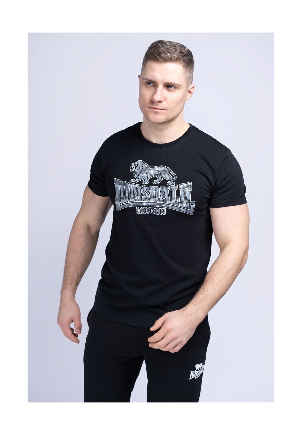 Мужская футболка обычного кроя YETTINGTON LONSDALE, черно-бело-серый
Мужская футболка обычного кроя YETTINGTON LONSDALE, черно-бело-серый