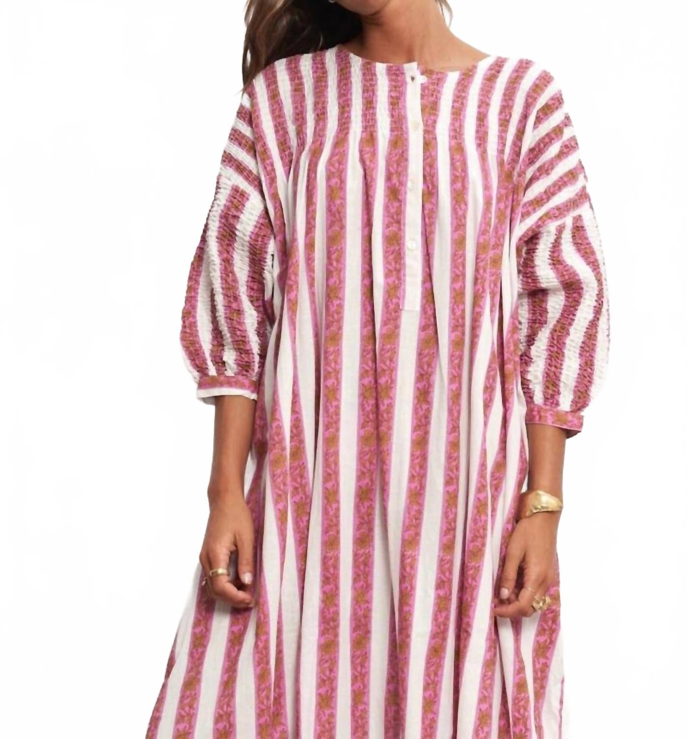 Платье Elena в розовом цвете Par & Escala
Платье Elena в розовом цвете Par & Escala