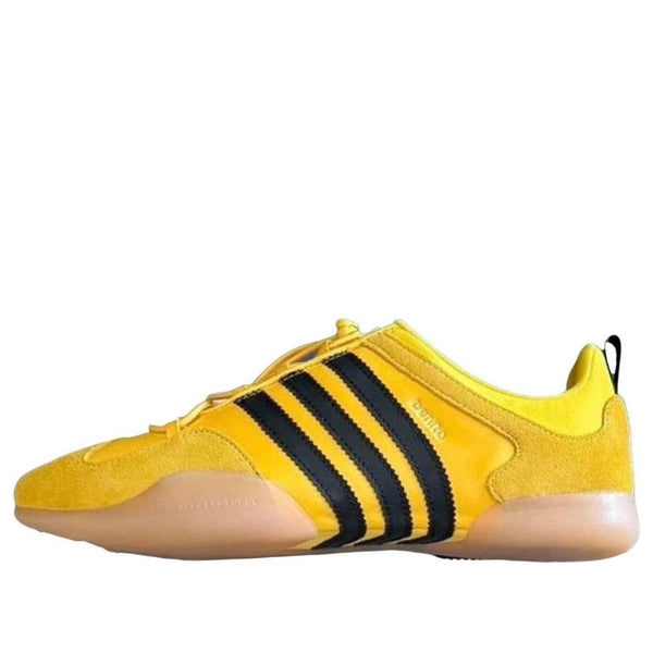 Кроссовки x bad bunny ballerina Adidas, желтый
Кроссовки x bad bunny ballerina Adidas, желтый