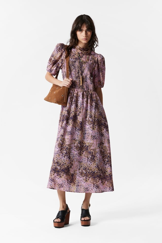 Платье миди со сборками и рукавами-фонариками & Other Stories, фиолетовый
Платье миди со сборками и рукавами-фонариками & Other Stories, фиолетовый