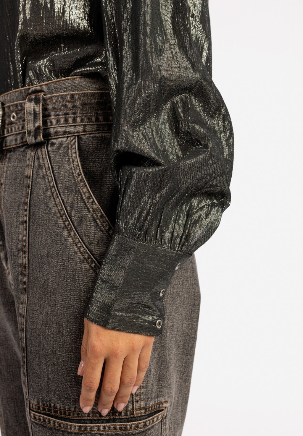 Блуза BOBBI Aaiko, серый
Блуза BOBBI Aaiko, серый