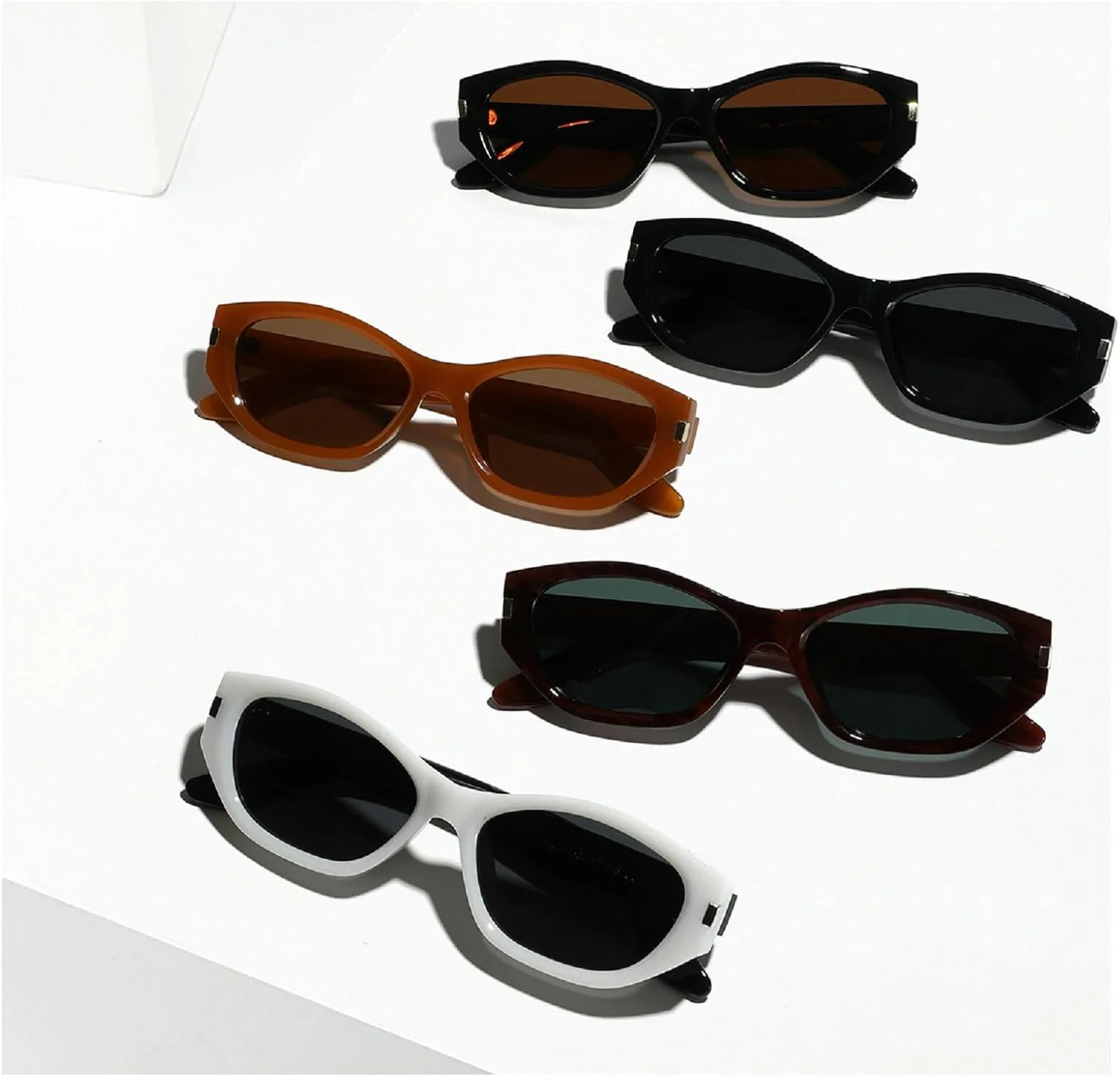 Ретро-солнцезащитные очки «кошачий глаз» для женщин с градиентным переходом цвета, модные солнцезащитные очки для мужчин, солнцезащитные очки UV400 Melrose, Brown
Ретро-солнцезащитные очки «кошачий глаз» для женщин с градиентным переходом цвета, модные солнцезащитные очки для мужчин, солнцезащитные очки UV400 Melrose, Brown