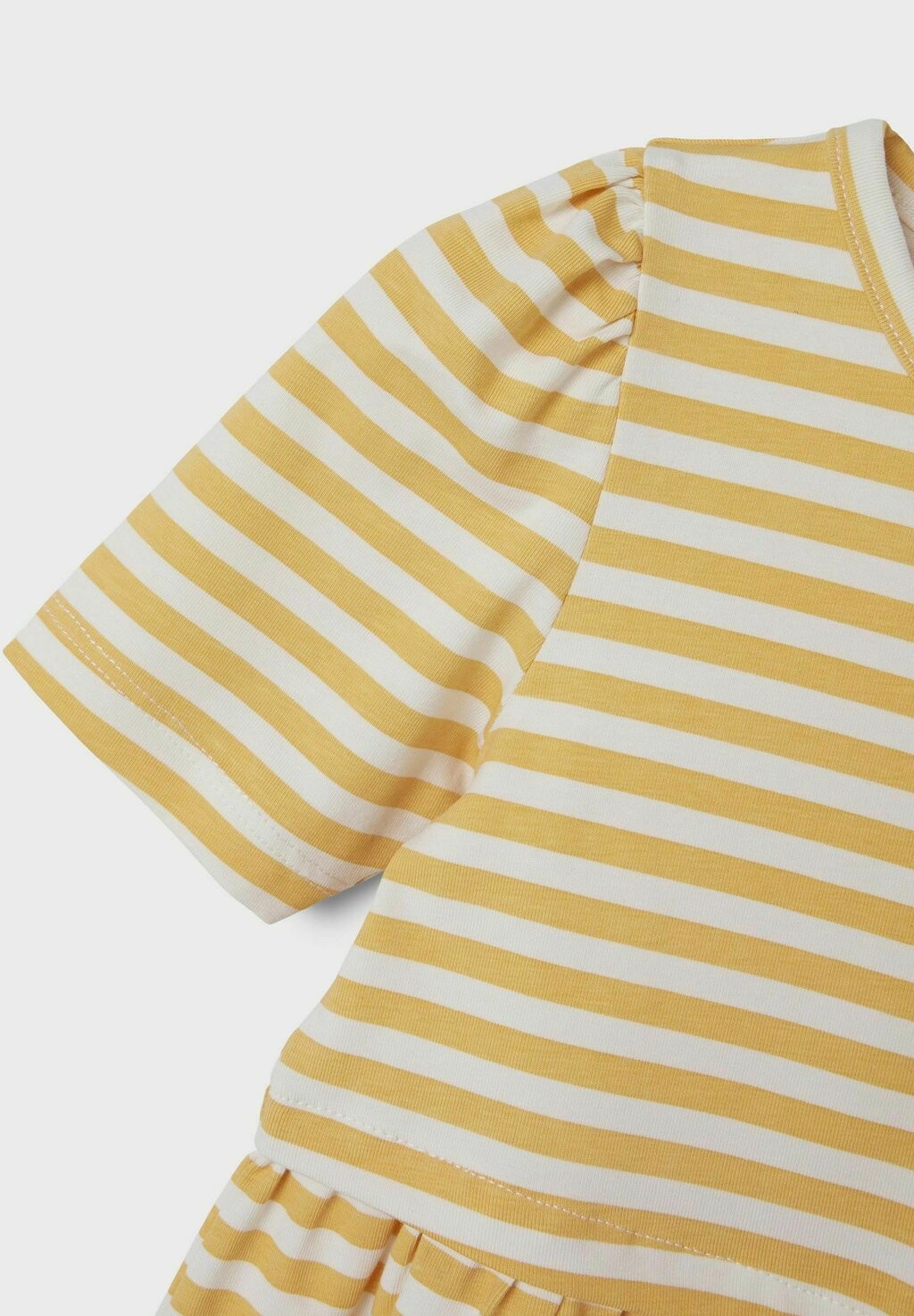 Платье из джерси 2ER-SET MIDI KURZAM RUNDHALS Name it, горчично-желтый
Платье из джерси 2ER-SET MIDI KURZAM RUNDHALS Name it, горчично-желтый