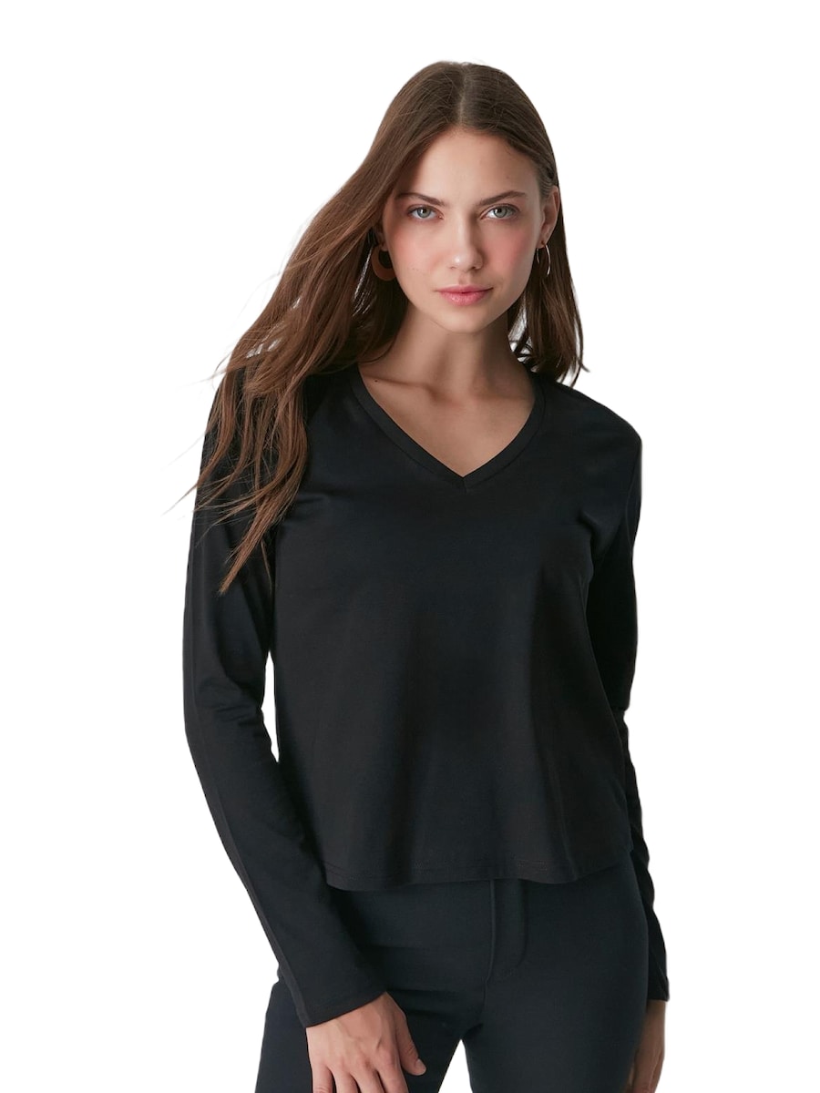 Рубашка C&City, черный
Рубашка C&City, черный