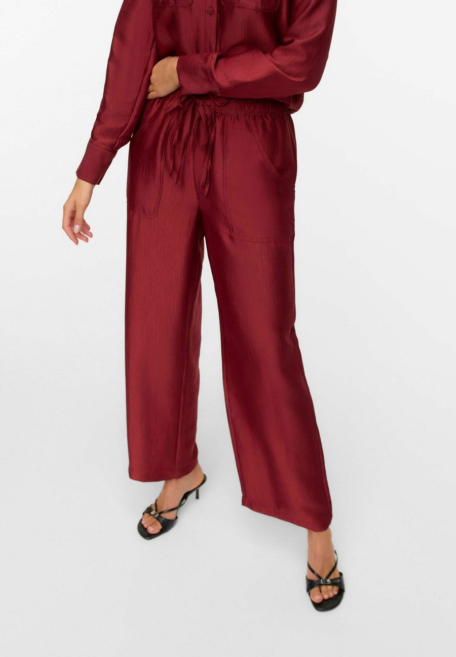 Брюки Vero Moda VMTOMA Hohe Taille, Syrah/Red
Брюки Vero Moda VMTOMA Hohe Taille, Syrah/Red