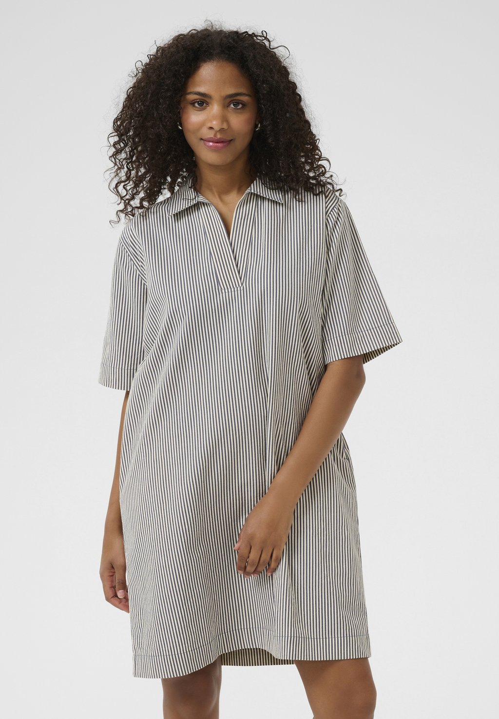 Платье-рубашка KANAYA STRIPED Kaffe, темно-синий
Платье-рубашка KANAYA STRIPED Kaffe, темно-синий