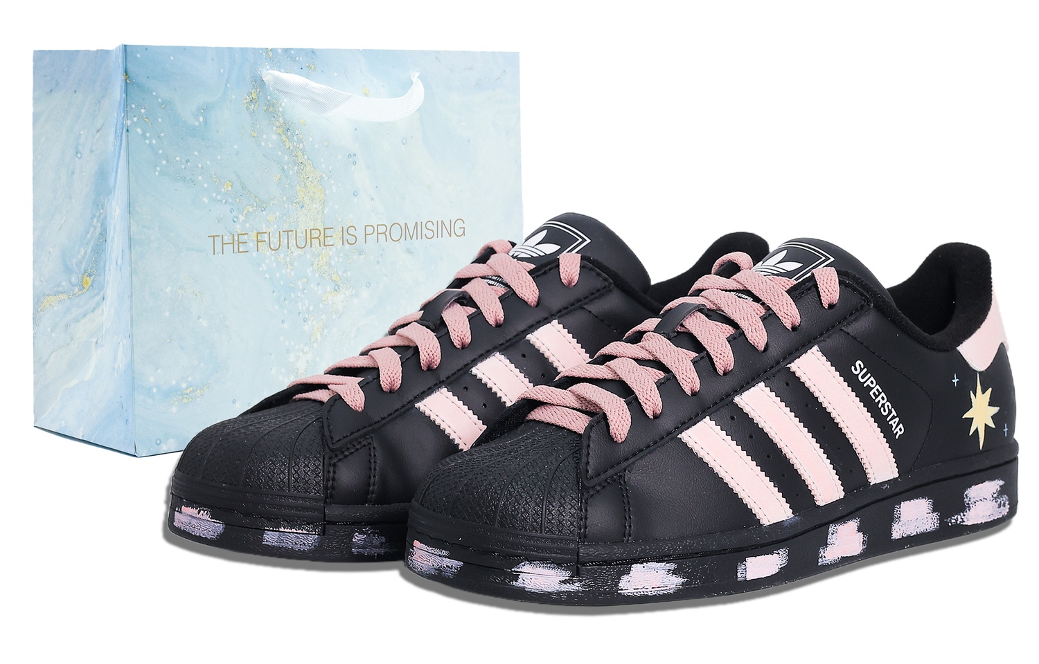 Adidas Originals Superstar 2 Star Ink устойчивые к истиранию низкие детские скейтбординг кроссовки Black для подростков
Adidas Originals Superstar 2 Star Ink устойчивые к истиранию низкие детские скейтбординг кроссовки Black для подростков