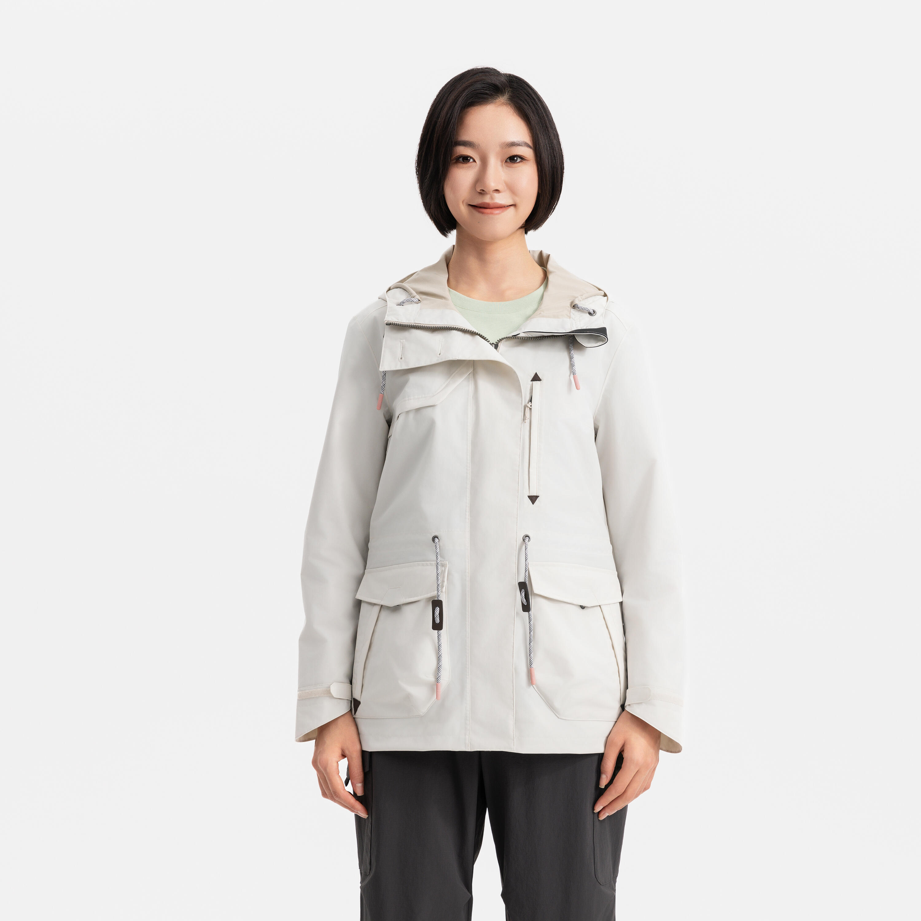 Женская водонепроницаемая походная куртка Quechua NH900
Женская водонепроницаемая походная куртка Quechua NH900