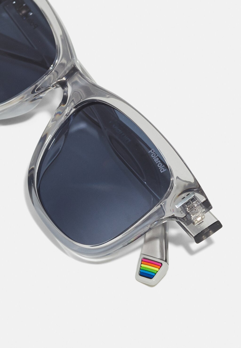 Солнцезащитные очки UNISEX Polaroid, серый
Солнцезащитные очки UNISEX Polaroid, серый