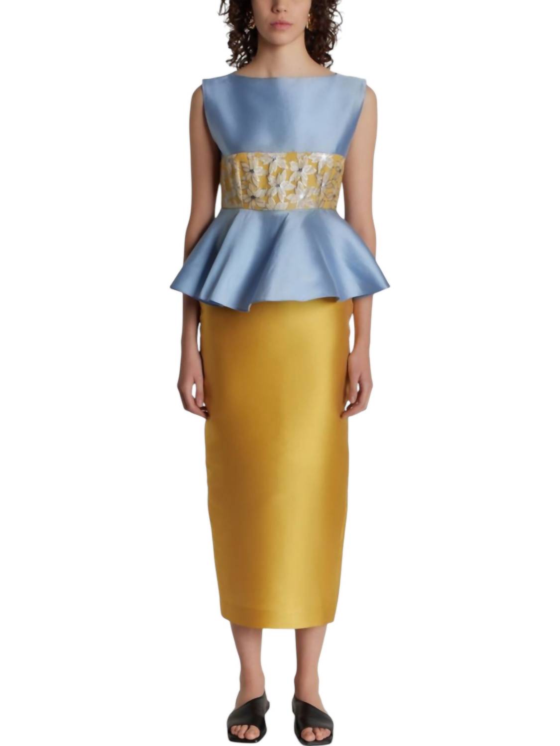 Платье-миди с баской и завышенной талией Cy желто-синего цвета D'Estree 
Платье-миди с баской и завышенной талией Cy желто-синего цвета D'Estree