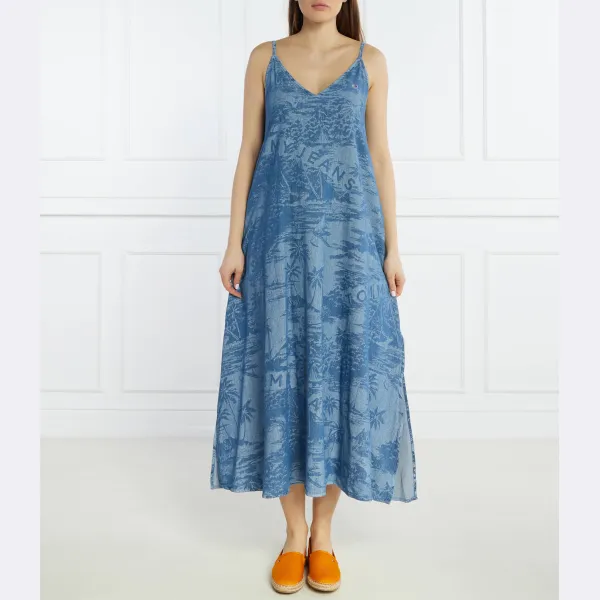 Джинсовое платье-лазер из шамбре Tommy Hilfiger, синий
Джинсовое платье-лазер из шамбре Tommy Hilfiger, синий