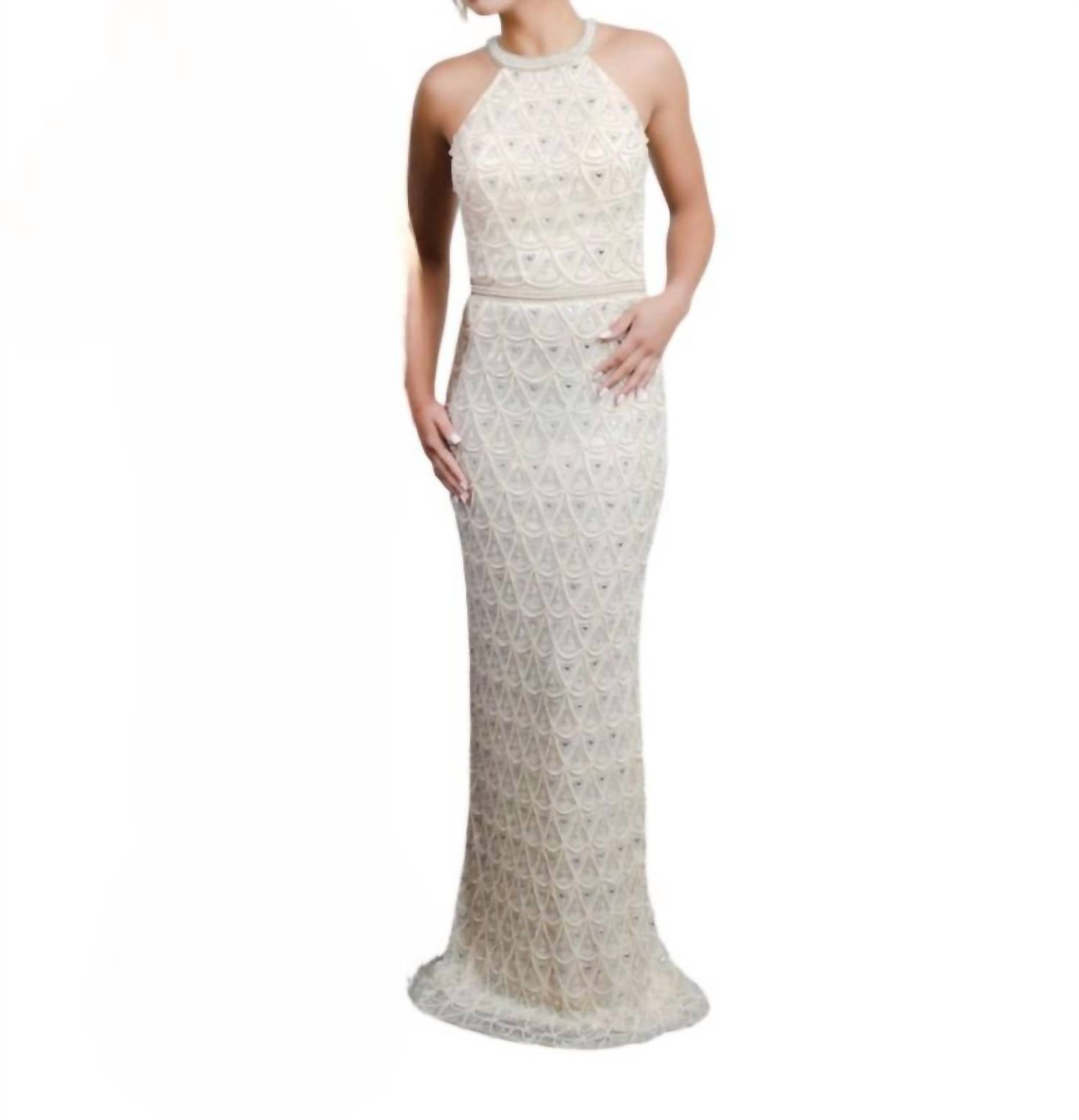 Вышитое макси-платье с бретельками через шею в цвете Nude Zasa Chic
Вышитое макси-платье с бретельками через шею в цвете Nude Zasa Chic