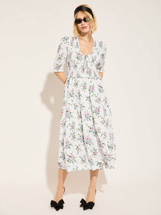 Платье миди из цветочного крепа melania Baukjen, цвет White bouquet
Платье миди из цветочного крепа melania Baukjen, цвет White bouquet