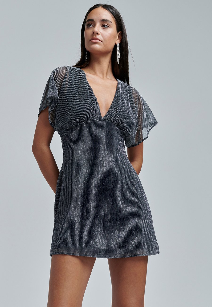 Платье BWLDR SERLA , Silver/Grey
Платье BWLDR SERLA , Silver/Grey