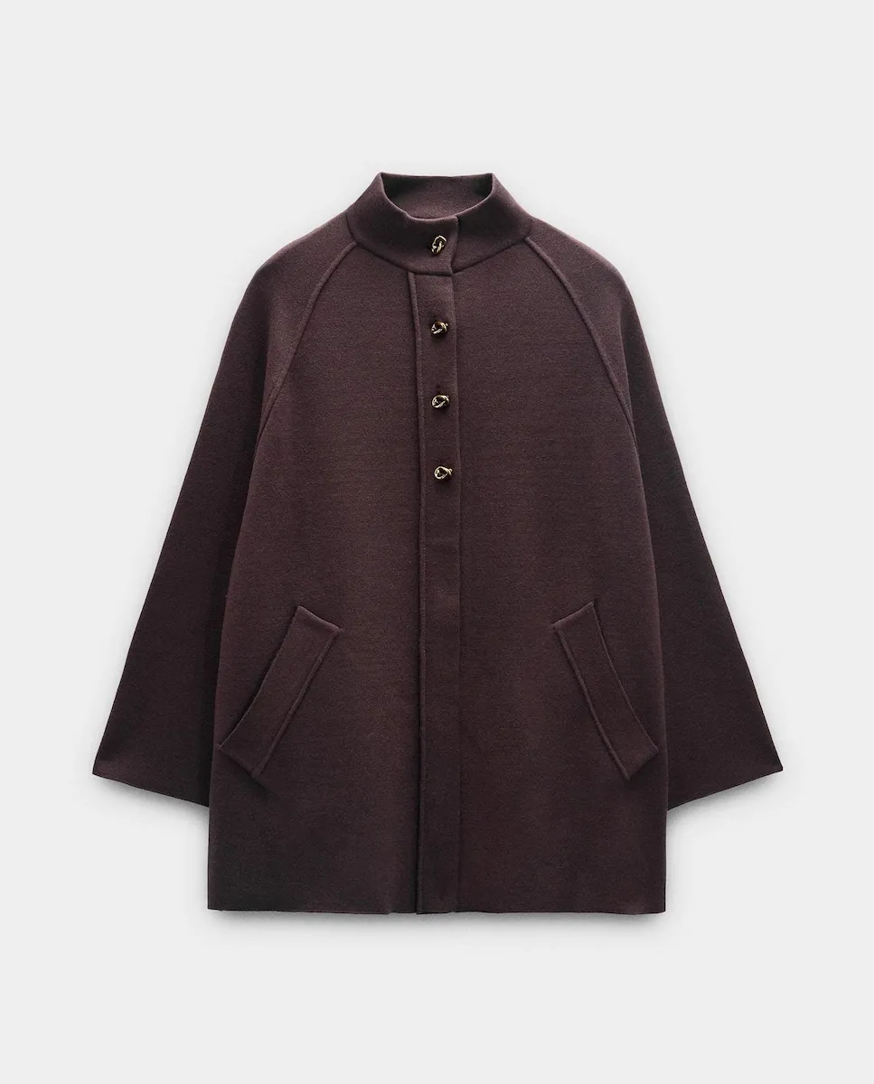 Женский трикотажный свитер с высоким воротником и пуговицами Parfois, темно-коричневый
Женский трикотажный свитер с высоким воротником и пуговицами Parfois, темно-коричневый