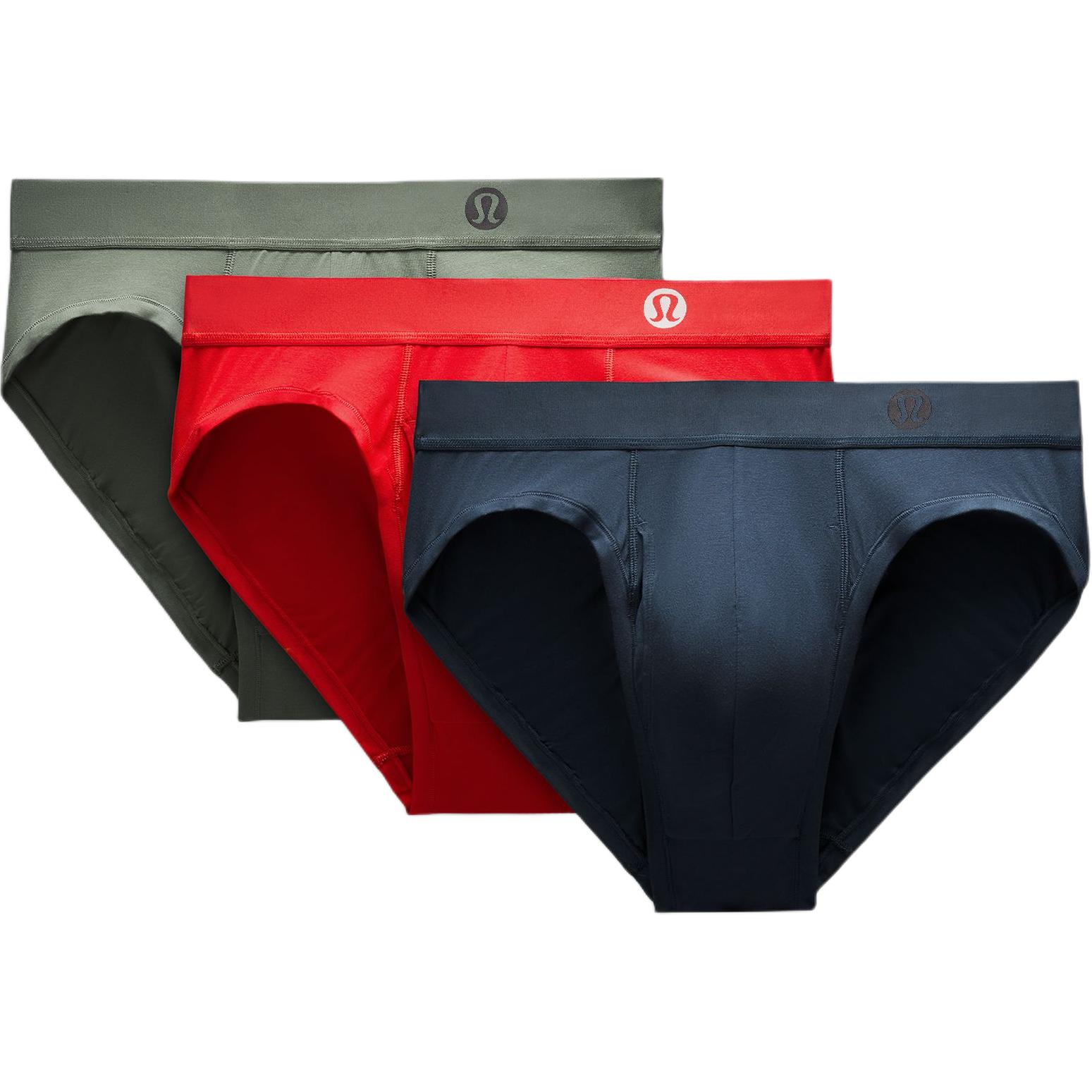 Трусы-слипы Always In Motion с гульфиком, 3 шт Lululemon
Трусы-слипы Always In Motion с гульфиком, 3 шт Lululemon