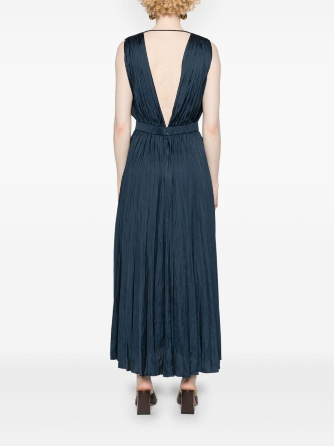 Maje плиссированное платье макси с V-образным вырезом, синий
Maje плиссированное платье макси с V-образным вырезом, синий