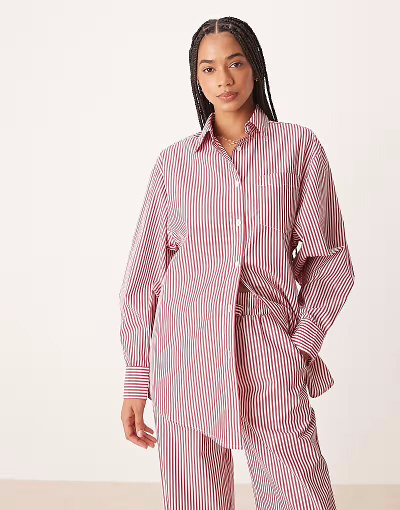 Гламурная - блузка-рубашка свободного кроя из поплина в красную полоску, комплект Glamorous
Гламурная - блузка-рубашка свободного кроя из поплина в красную полоску, комплект Glamorous