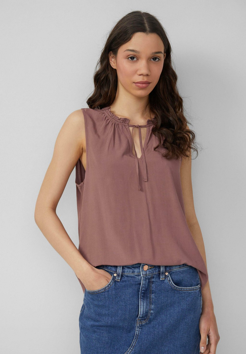 Блуза Top QS, фиолетовый
Блуза Top QS, фиолетовый