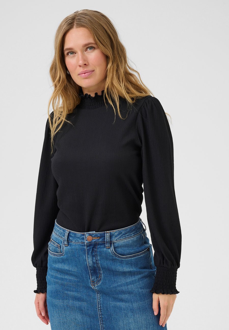Блуза Kaffe KAKATRINE SOLID SMOCK, Black Deep/Mottled Black
Блуза Kaffe KAKATRINE SOLID SMOCK, Black Deep/Mottled Black