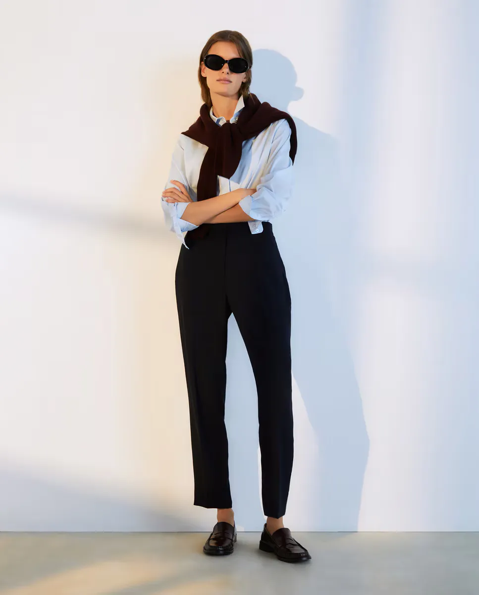 Полуузкие брюки с карманами Woman El Corte Inglés, темно-синий
Полуузкие брюки с карманами Woman El Corte Inglés, темно-синий