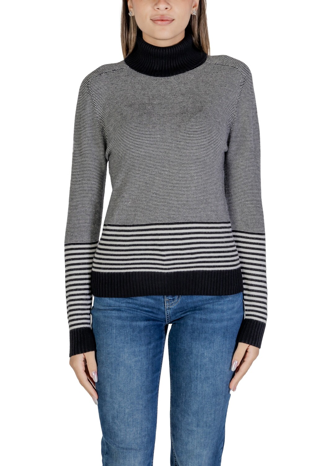 Джемпер Sandro Ferrone в полоску, черный
Джемпер Sandro Ferrone в полоску, черный