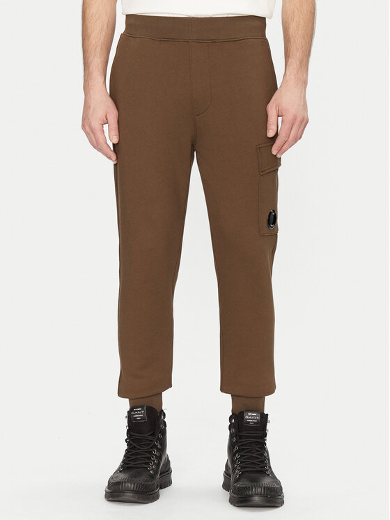 Спортивные брюки обычного кроя 18CMSP017A005086W C.P. Company, зеленый
Спортивные брюки обычного кроя 18CMSP017A005086W C.P. Company, зеленый