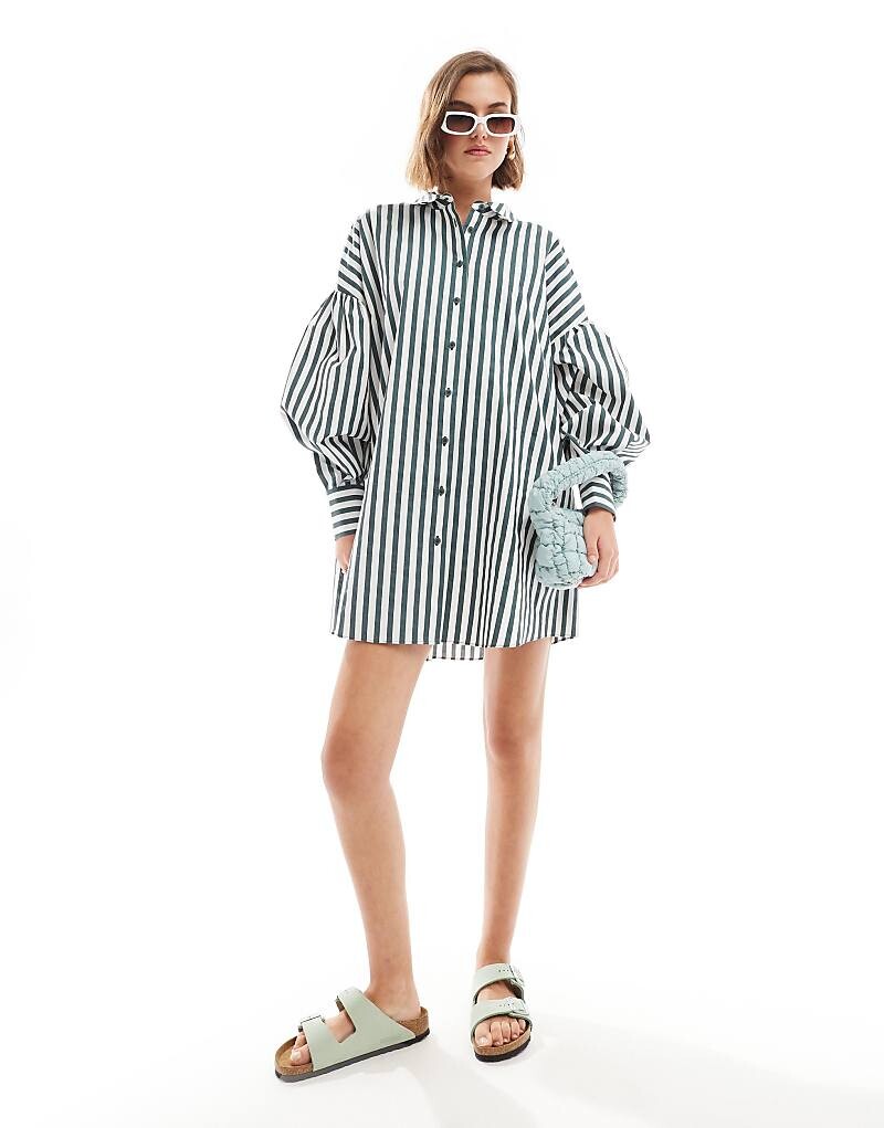 ASOS DESIGN – Короткое платье-рубашка в зеленую полоску с вырезом бойфренд и рукавами-блузонами
ASOS DESIGN – Короткое платье-рубашка в зеленую полоску с вырезом бойфренд и рукавами-блузонами