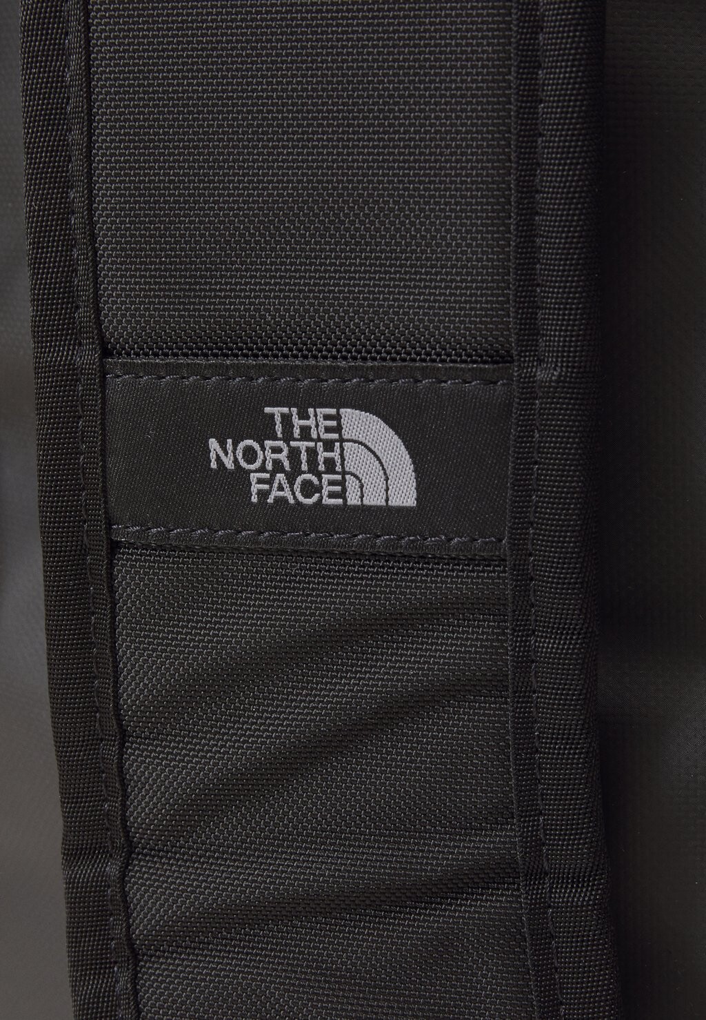 Дорожная сумка BASE CAMP DUFFEL M UNISEX The North Face, черный
Дорожная сумка BASE CAMP DUFFEL M UNISEX The North Face, черный